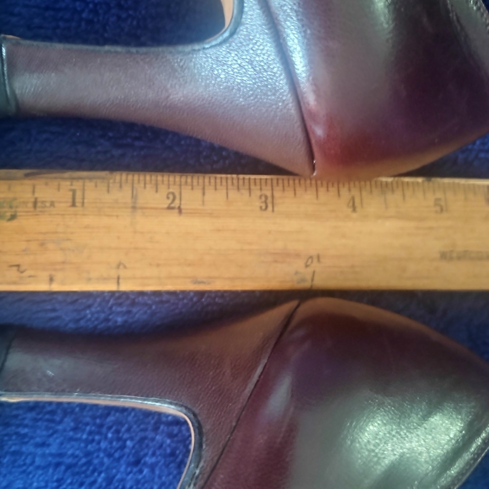 7 1/2 leather brown & copper Shoes - Picture 2 of 14